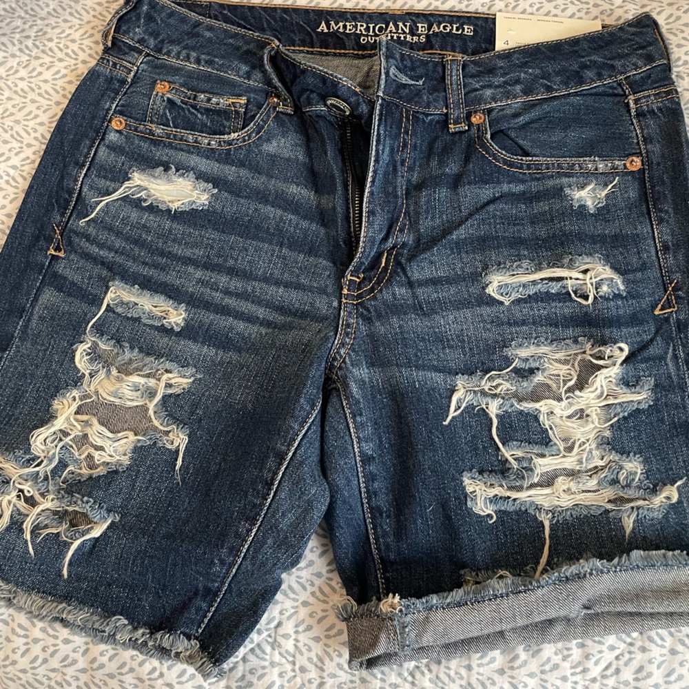 Women’s American Eagle jeans shorts, size 4
